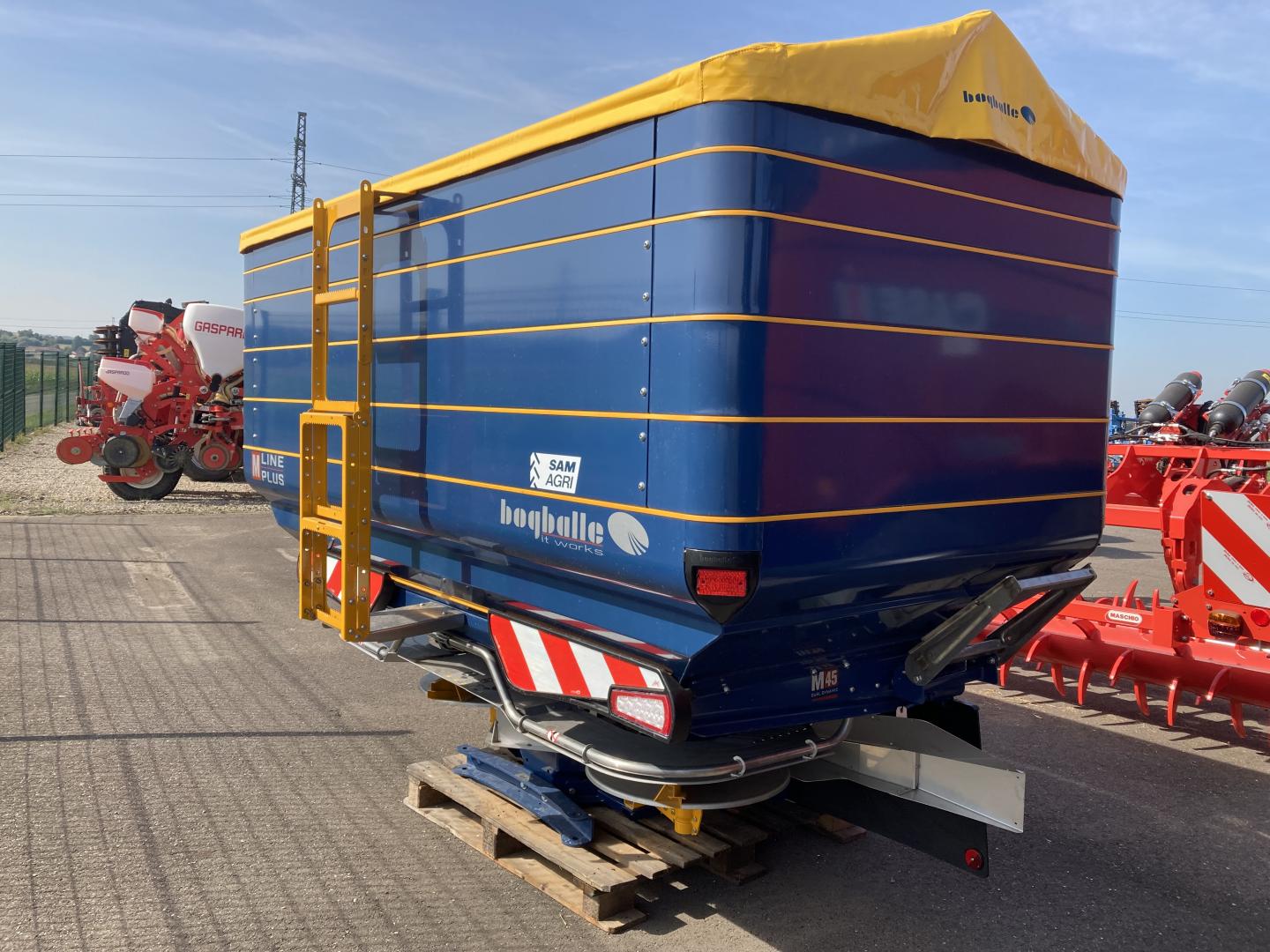 SAMAGRI MATERIEL NEUF